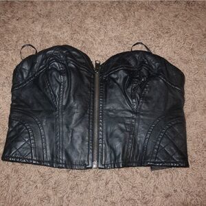 Guess Black Leather Bustier Jacket Glam Edgy Y2K Statement Piece